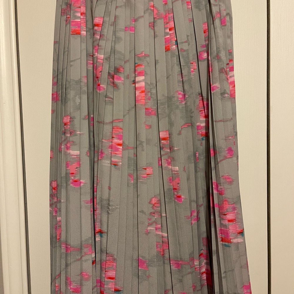 Banana Republic Gray and Pink A-Line Skirt